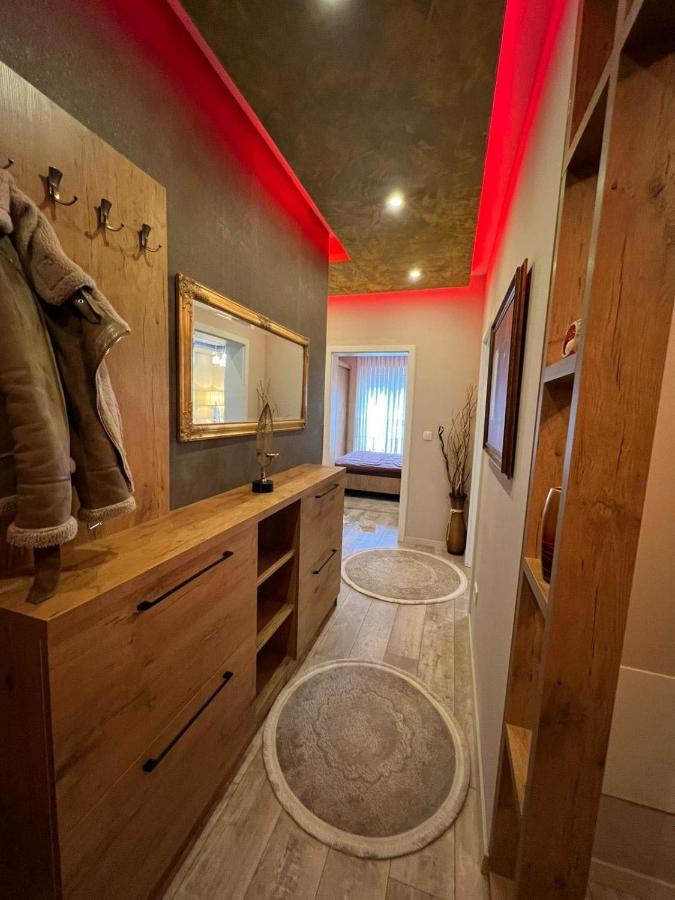 Luxurious Apartment With City View Priştine Dış mekan fotoğraf